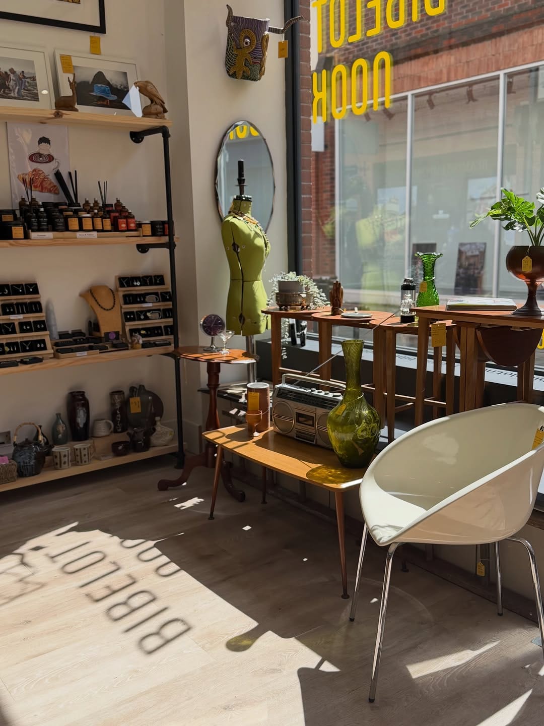 Post 4 by Bibelot Nook, vintage furniture, interiors & fashion on Instagram (carousel)