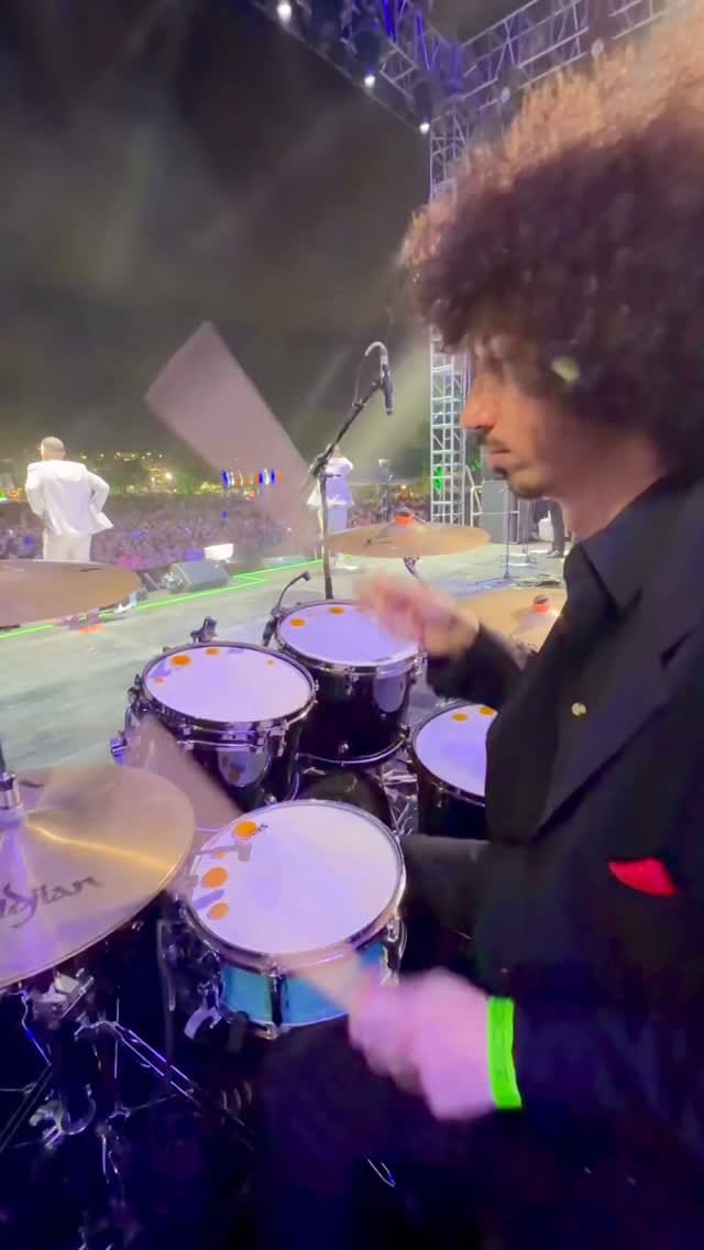 Post 2 by Bencore on Instagram (video)