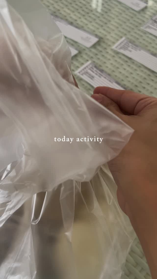 Post 7 by Tahu isi Tahu Walik Sop Merah Garang Asem on Instagram (video)
