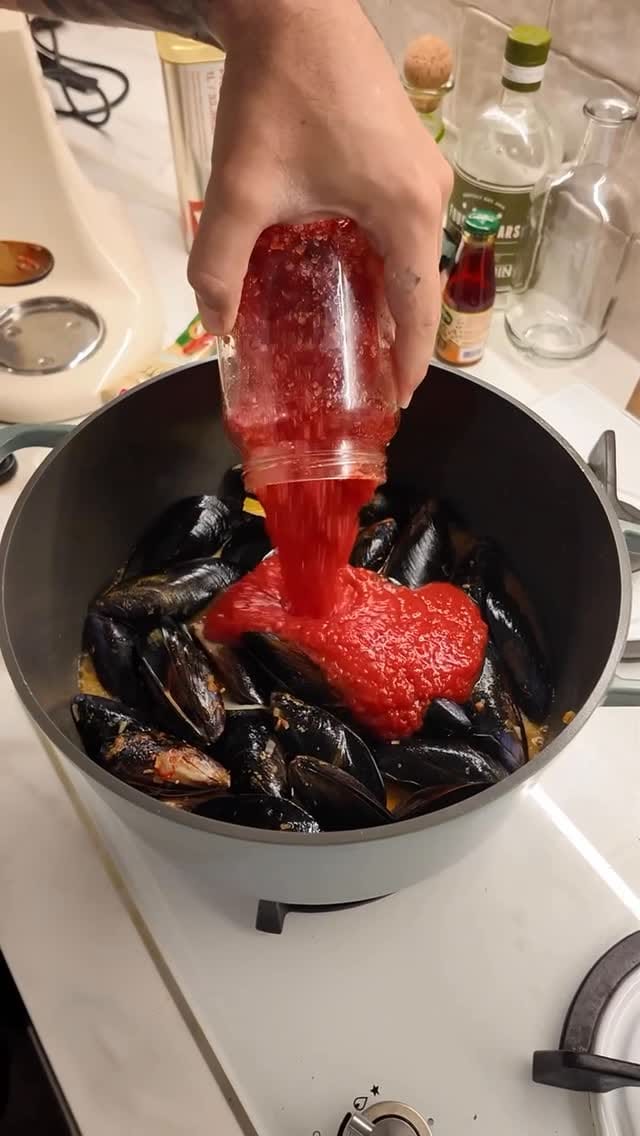 Post 4 by Stay for Lunch on Instagram (video)