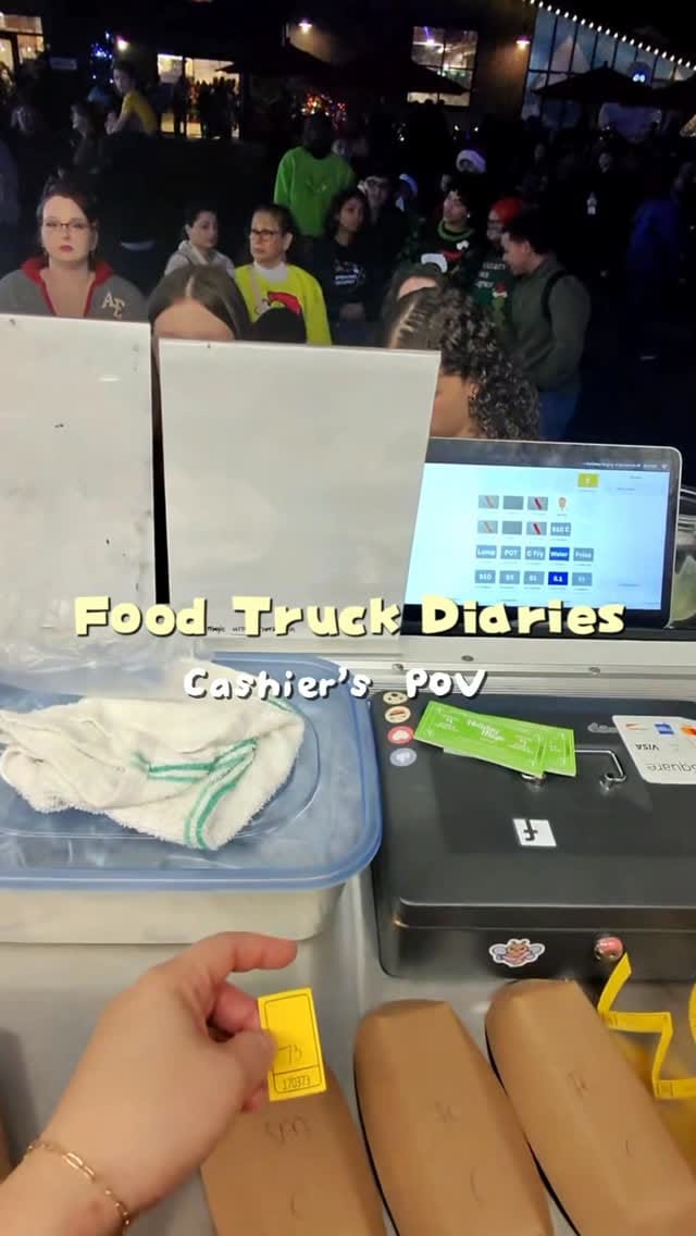 Post 1 by PUFFLE UP on Instagram (video)