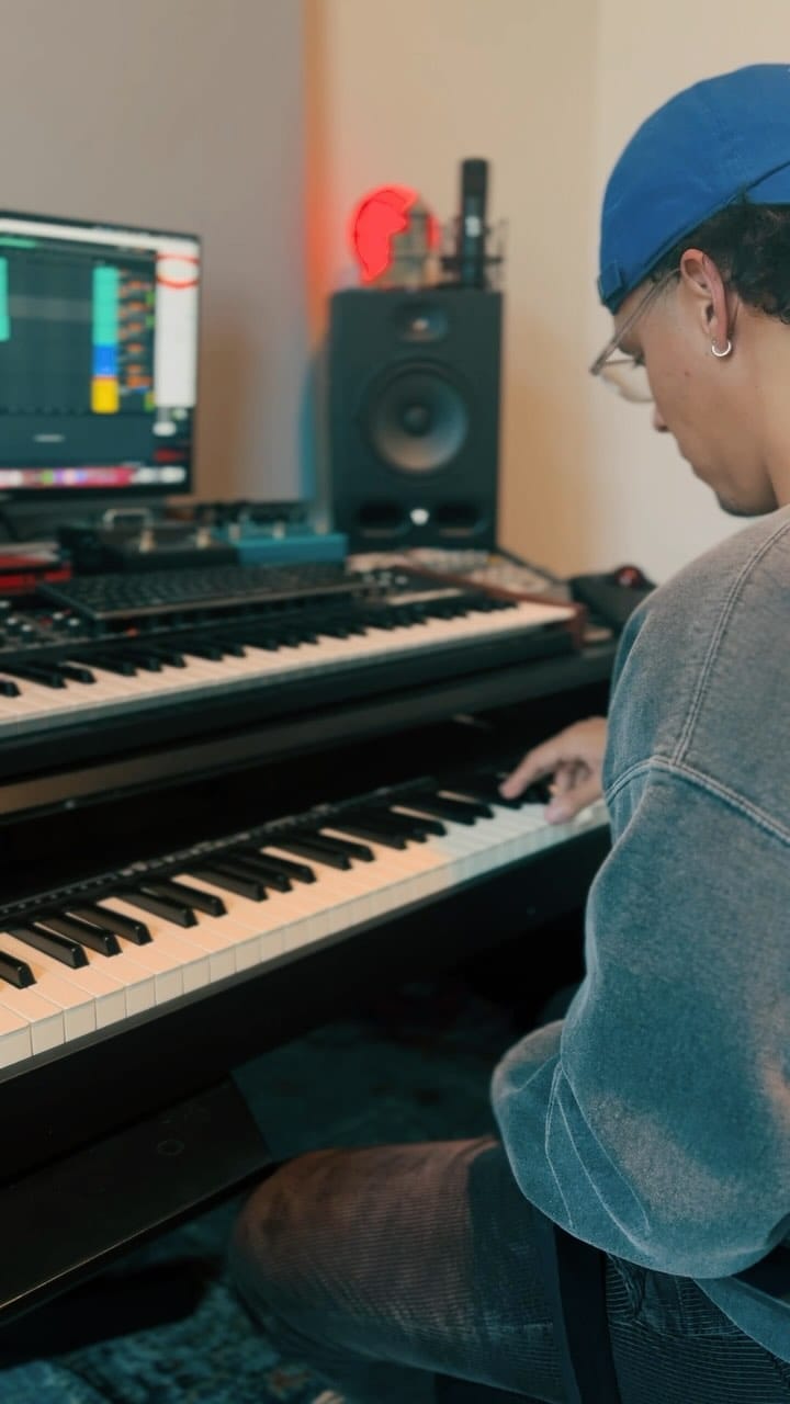 Post 8 by Lemuel Marin on Instagram (video)