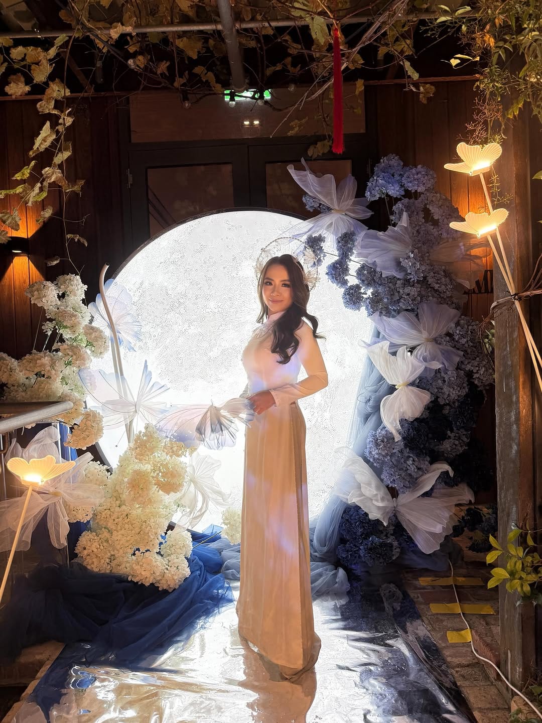 Post 4 by Bella Le on Instagram (carousel)