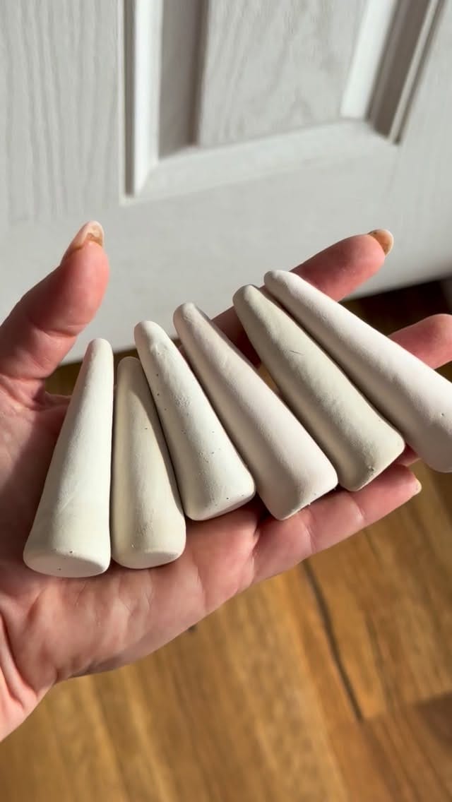Post 4 by Snowflake Ceramics on Instagram (video)
