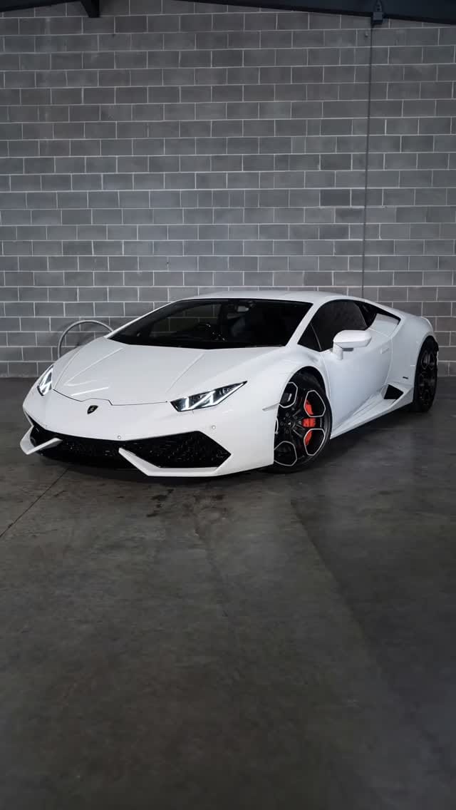 Post 10 by Macs Autohaus on Instagram (video)