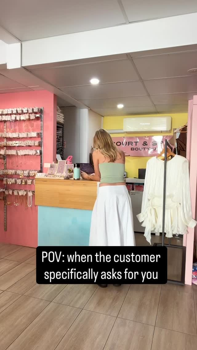 Post 4 by Court & Spark | Women’s Fashion Boutique on Instagram (video)