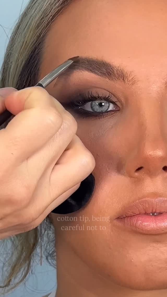 Post 2 by Lenise • Gold Coast Makeup Artist on Instagram (video)