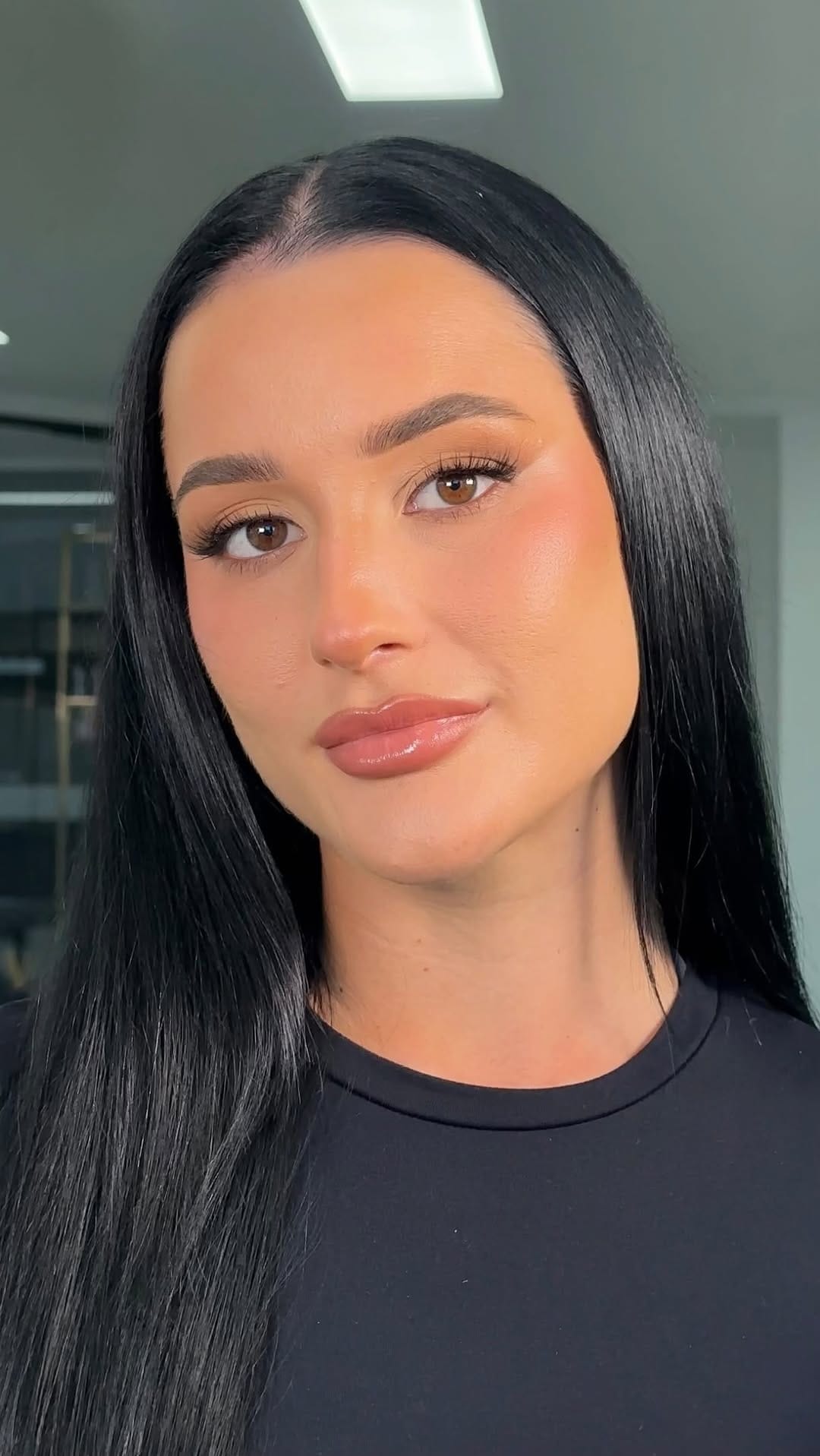 Post 3 by Lenise • Gold Coast Makeup Artist on Instagram (video)