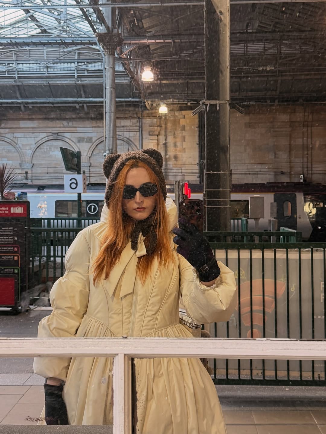 Post 10 by Eva Mythwood on Instagram (image)