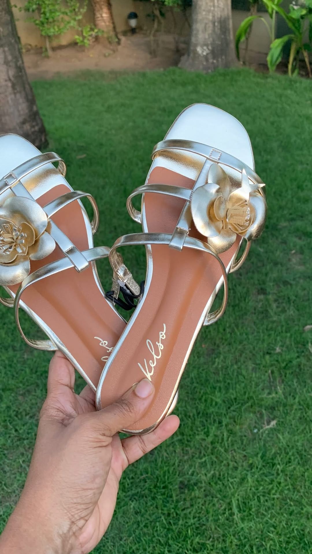 Post 7 by Boujee Chic on Instagram (video)