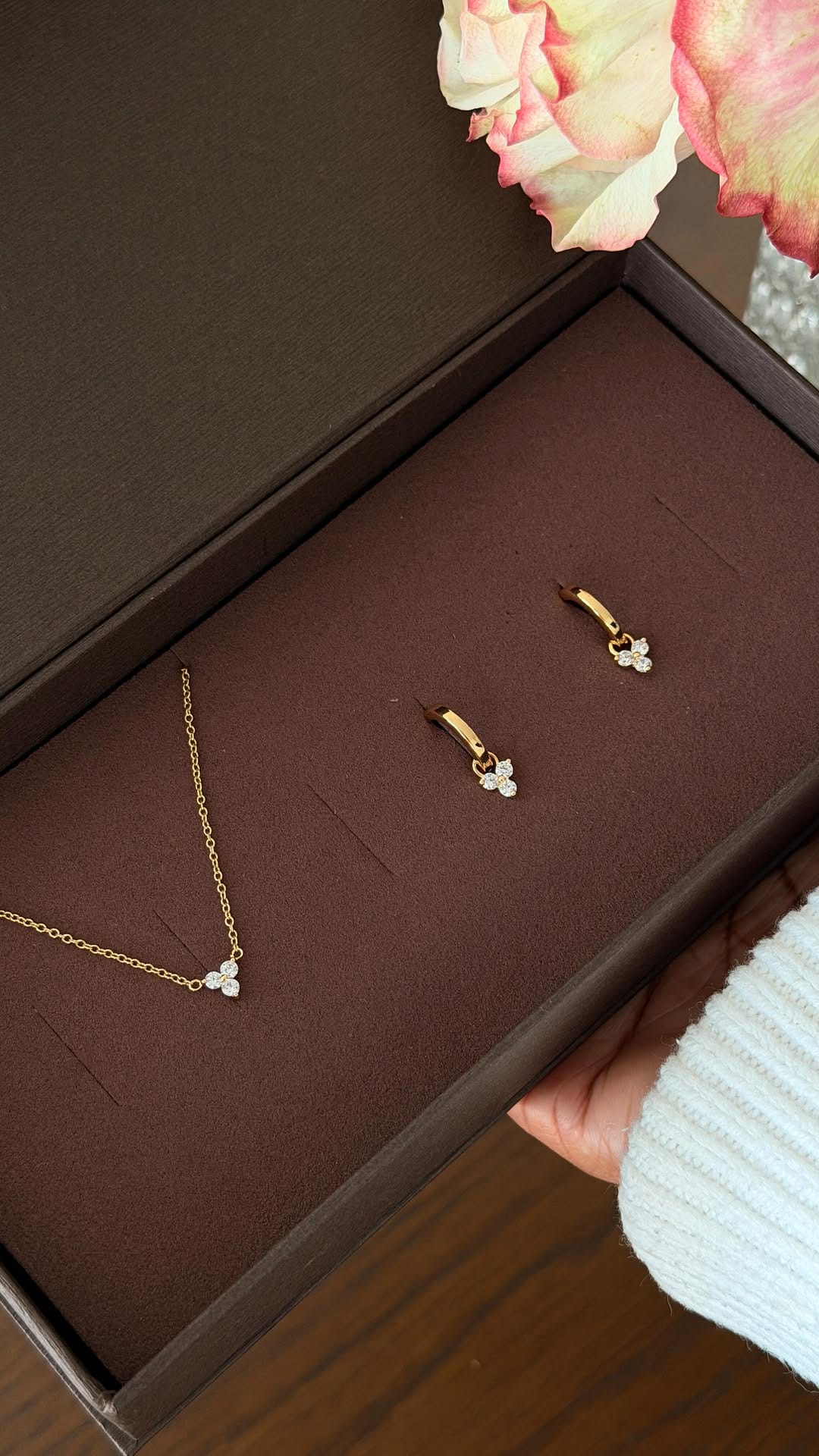 Post 2 by Australian Gifts & Jewellery Brand on Instagram (video)