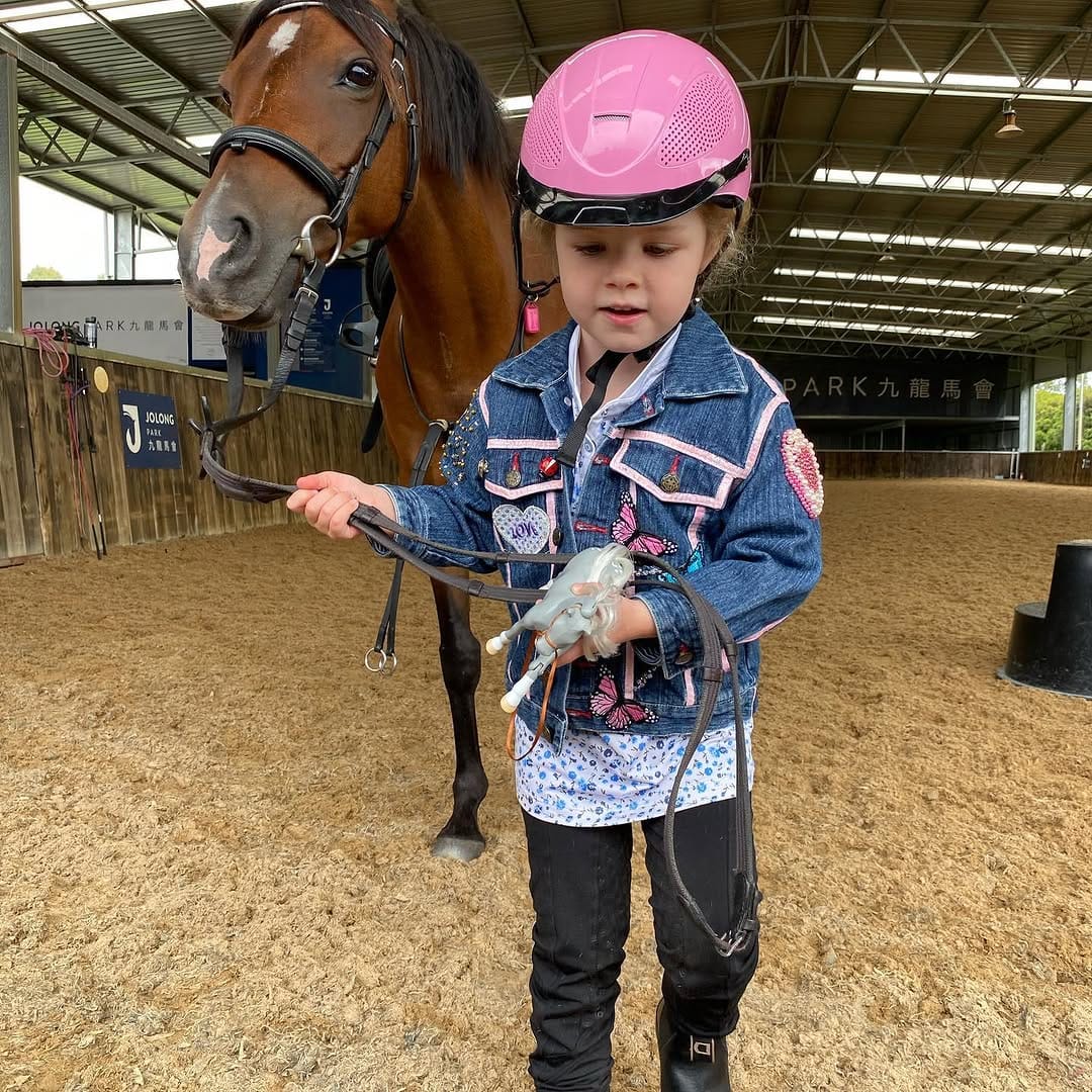 Post 10 by LADY PENELOPE on Instagram (carousel)