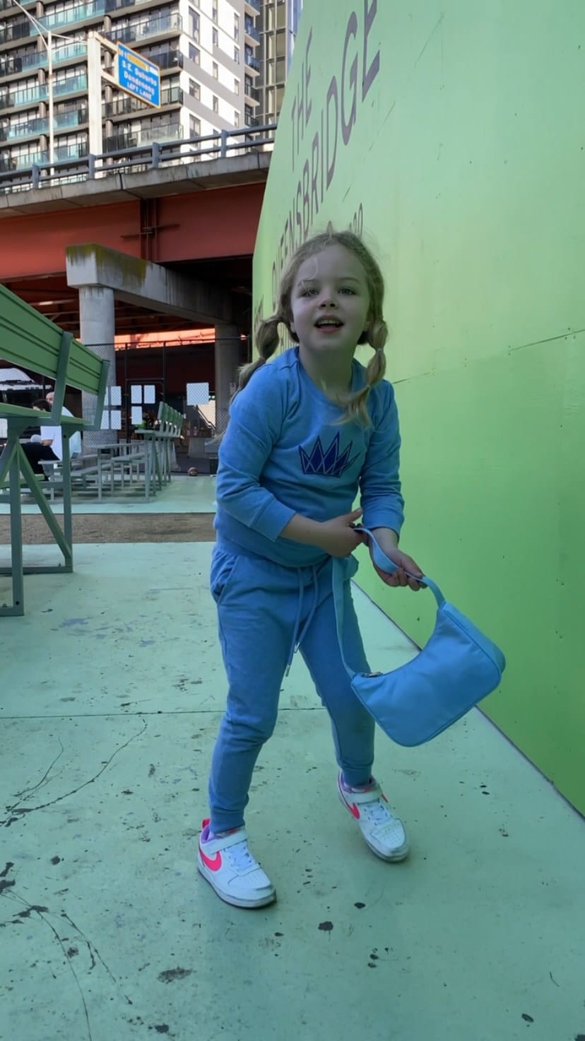 Post 4 by LADY PENELOPE on Instagram (video)
