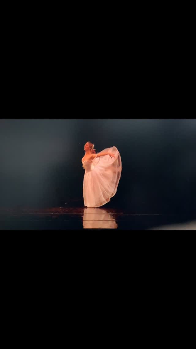 Post 5 by Ashley Ellis on Instagram (video)