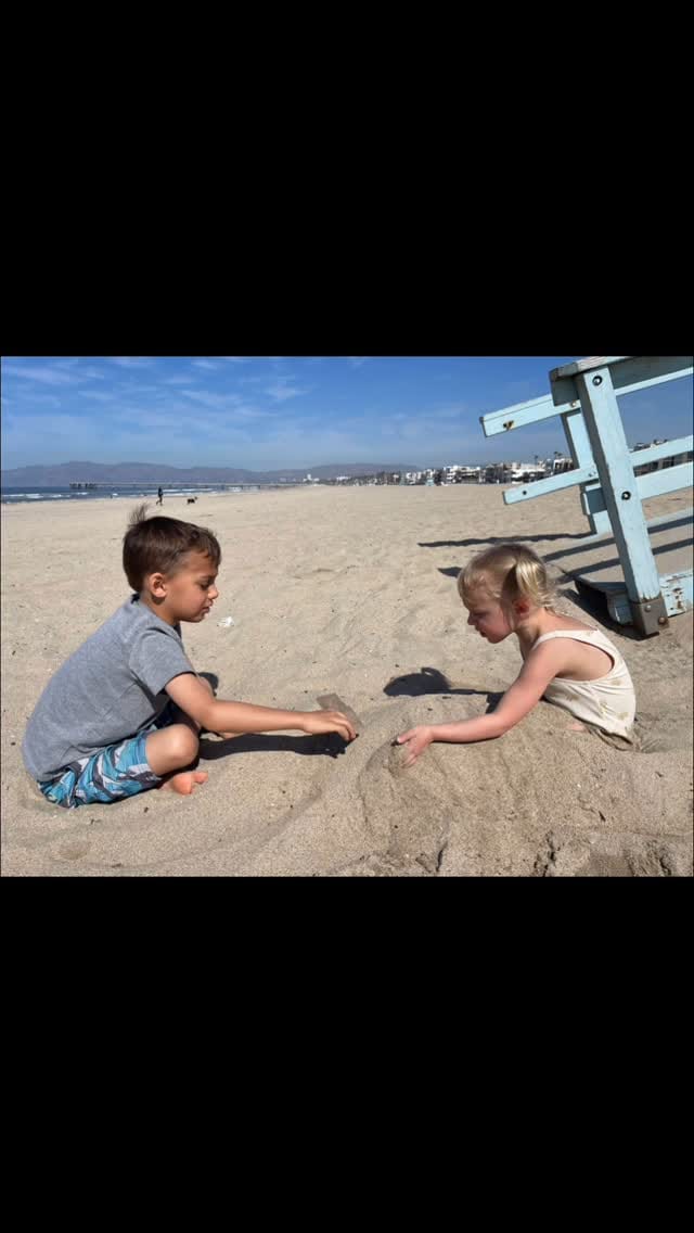 Post 7 by Ashley Ellis on Instagram (video)