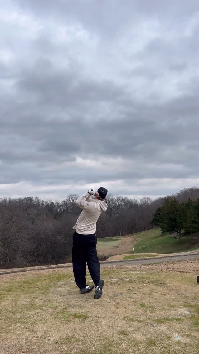 Post 3 by JOEY CAPO on Instagram (video)