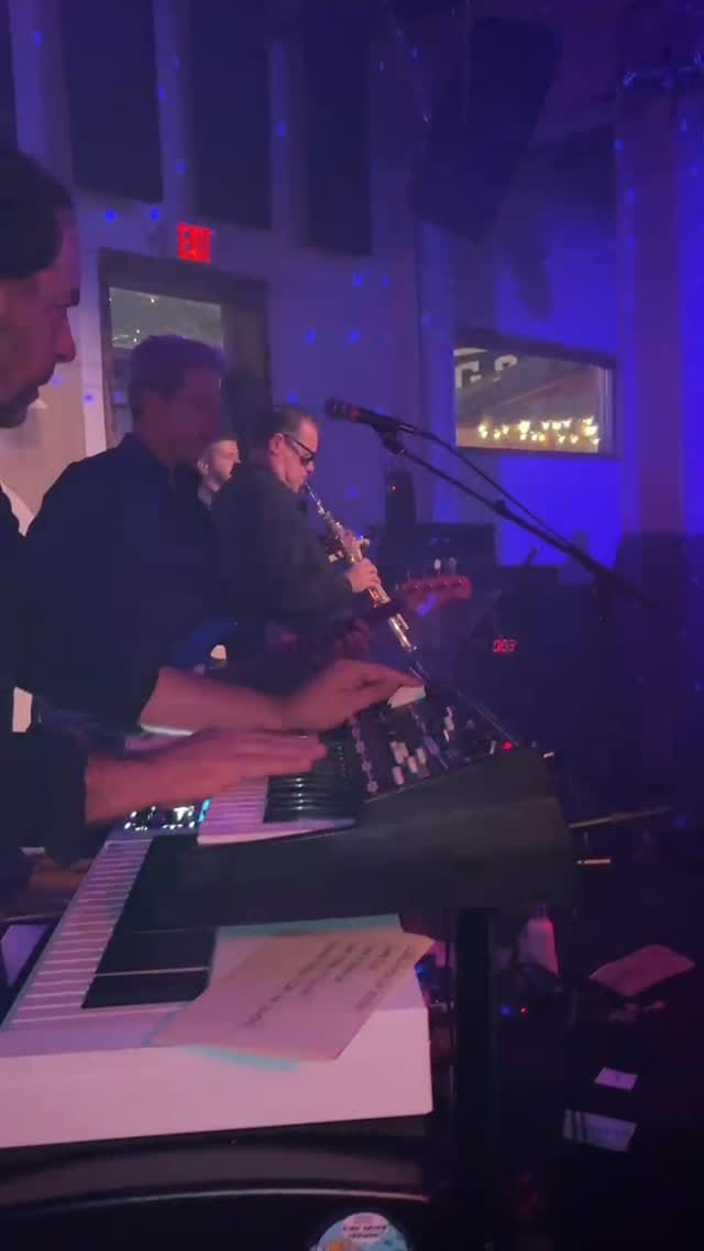 Post 8 by Club d’Elf on Instagram (video)