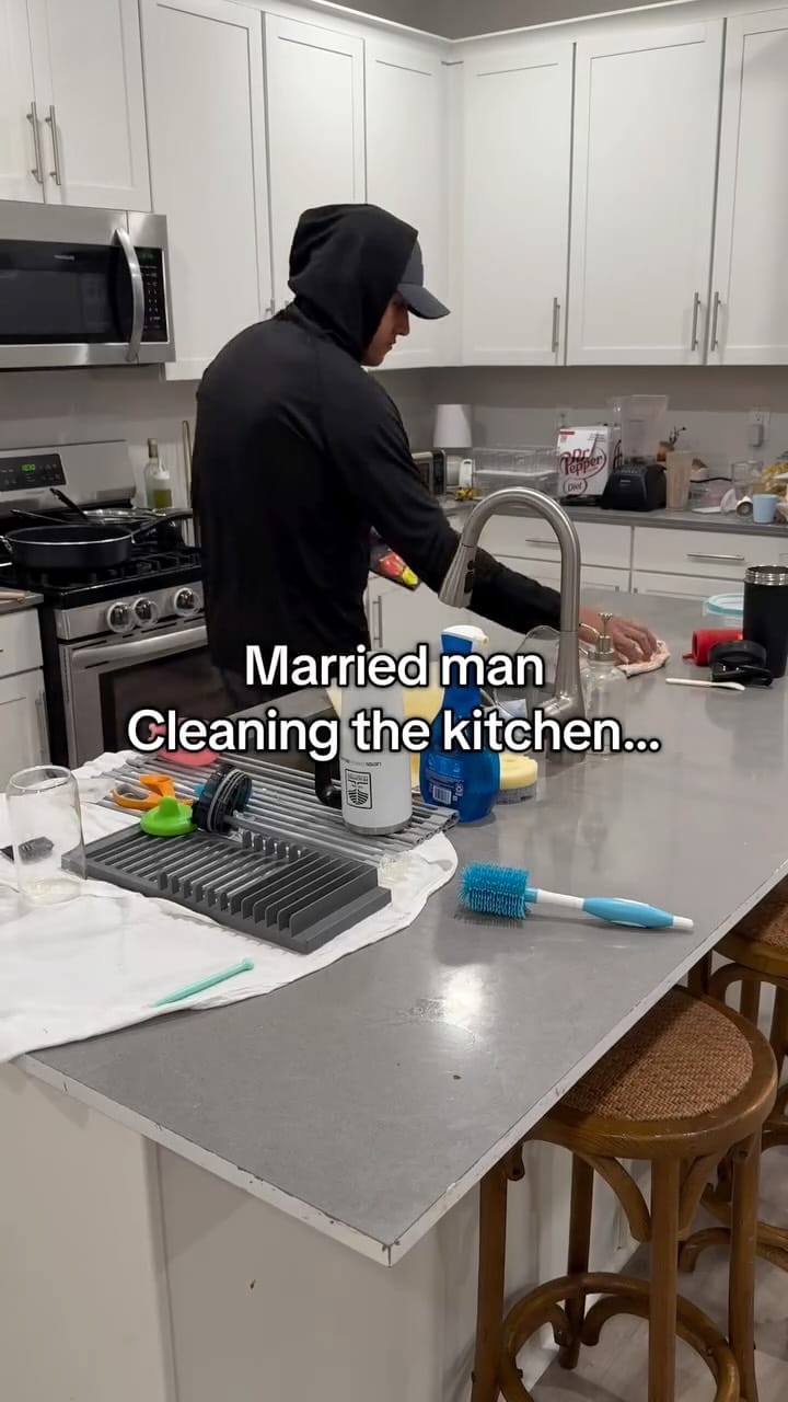 Post 10 by Carlos | Husband & Father on Instagram (video)