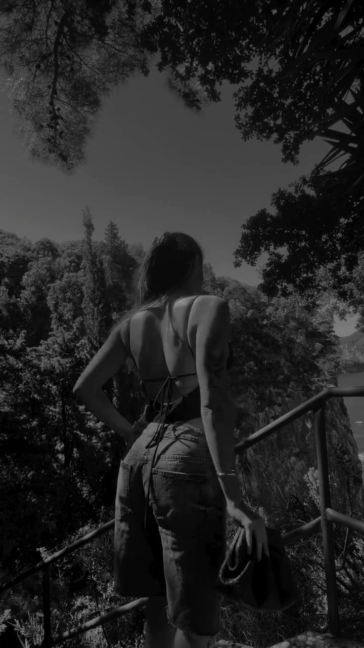 Post 1 by Natalie on Instagram (video)