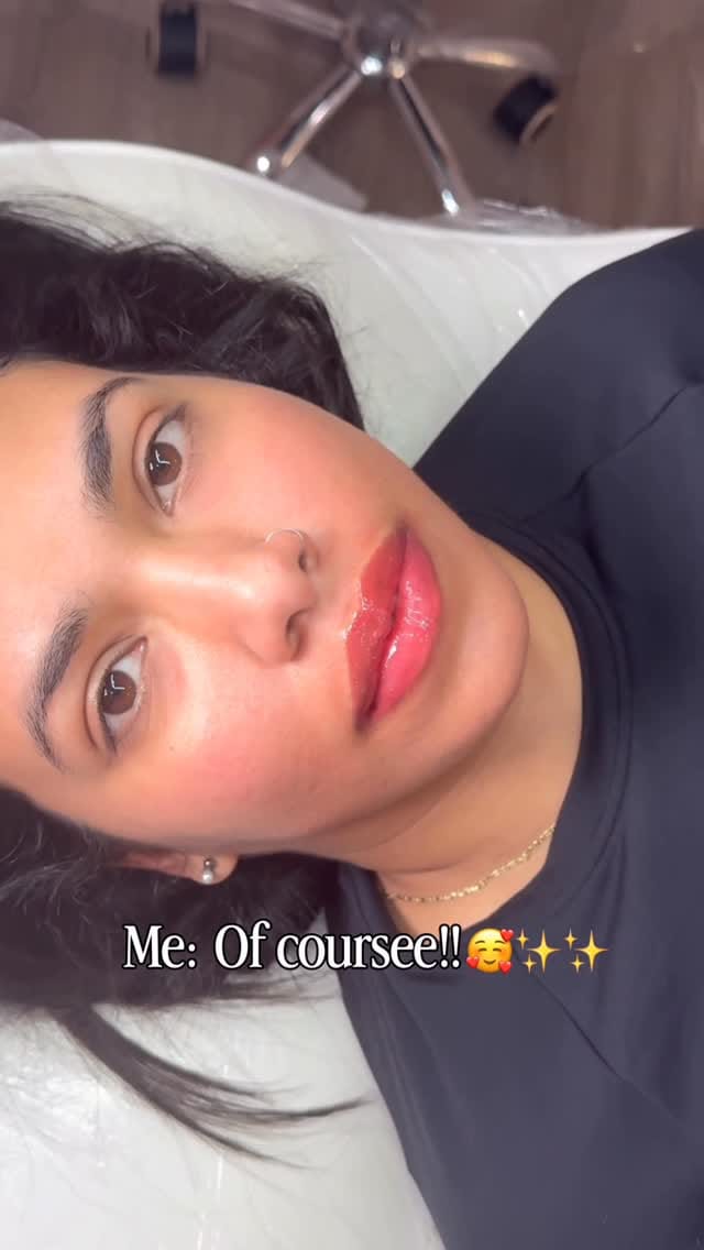Post 6 by Adrianny Garcia on Instagram (video)