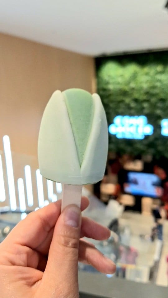 Post 3 by Gong Grocer on Instagram (video)