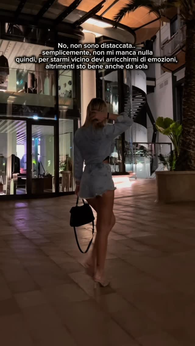 Post 3 by Valentina Ravelli on Instagram (video)