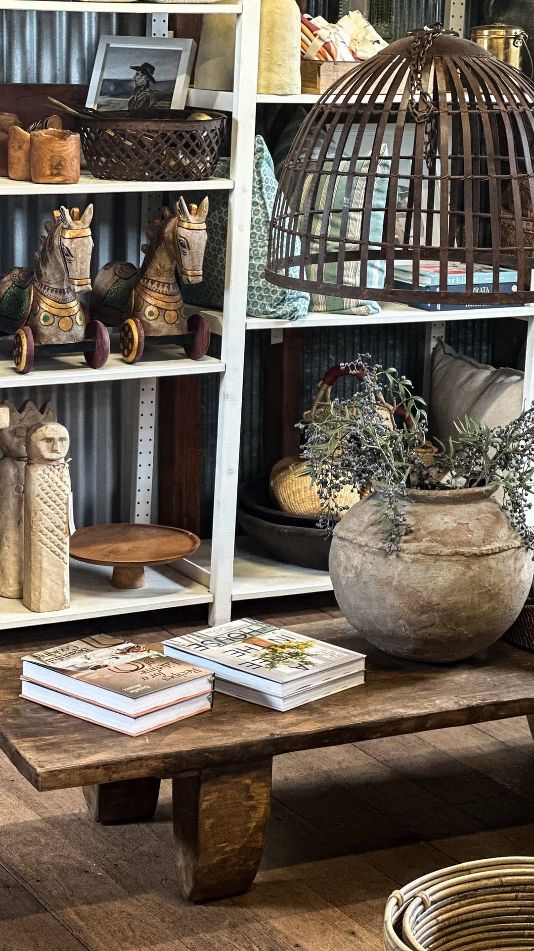 Post 2 by INTERIORS FROM WORLDS AWAY on Instagram (video)