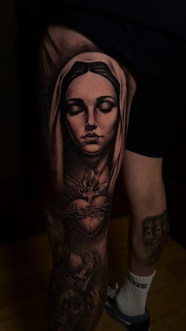 Post 1 by Michael Rivas🎨💉 on Instagram (video)