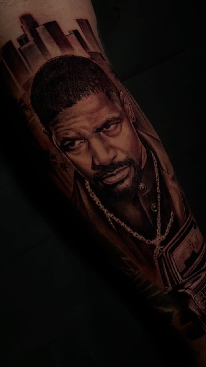 Post 2 by Michael Rivas🎨💉 on Instagram (video)