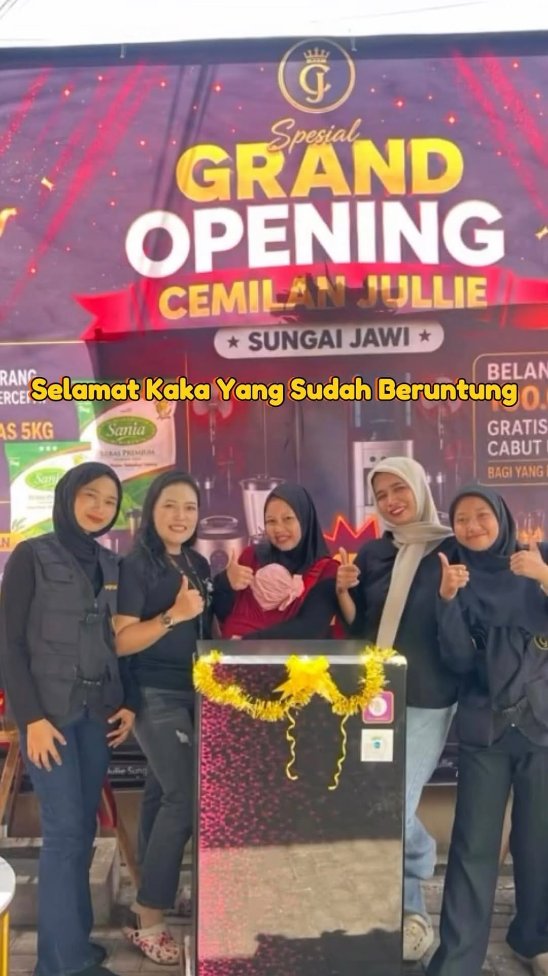 Post 5 by AGEN SNACK, KUKER & CEMILAN JERUJU ( PONTIANAK ) on Instagram (video)