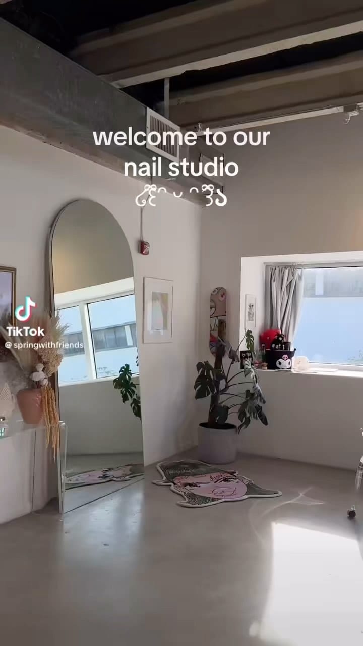 Post 10 by Kimberly Thu on Instagram (video)