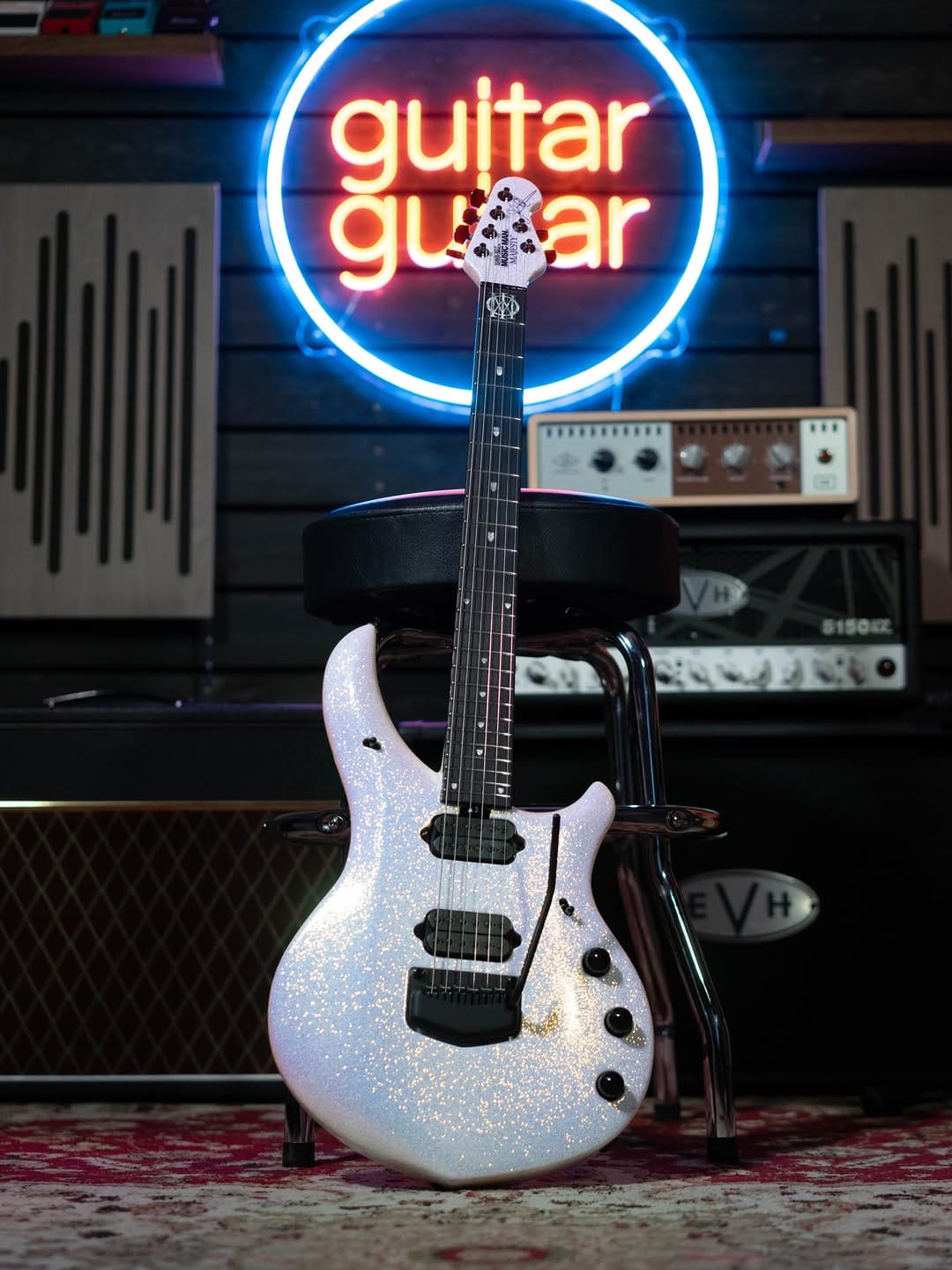 Post 3 by guitarguitar on Instagram (carousel)
