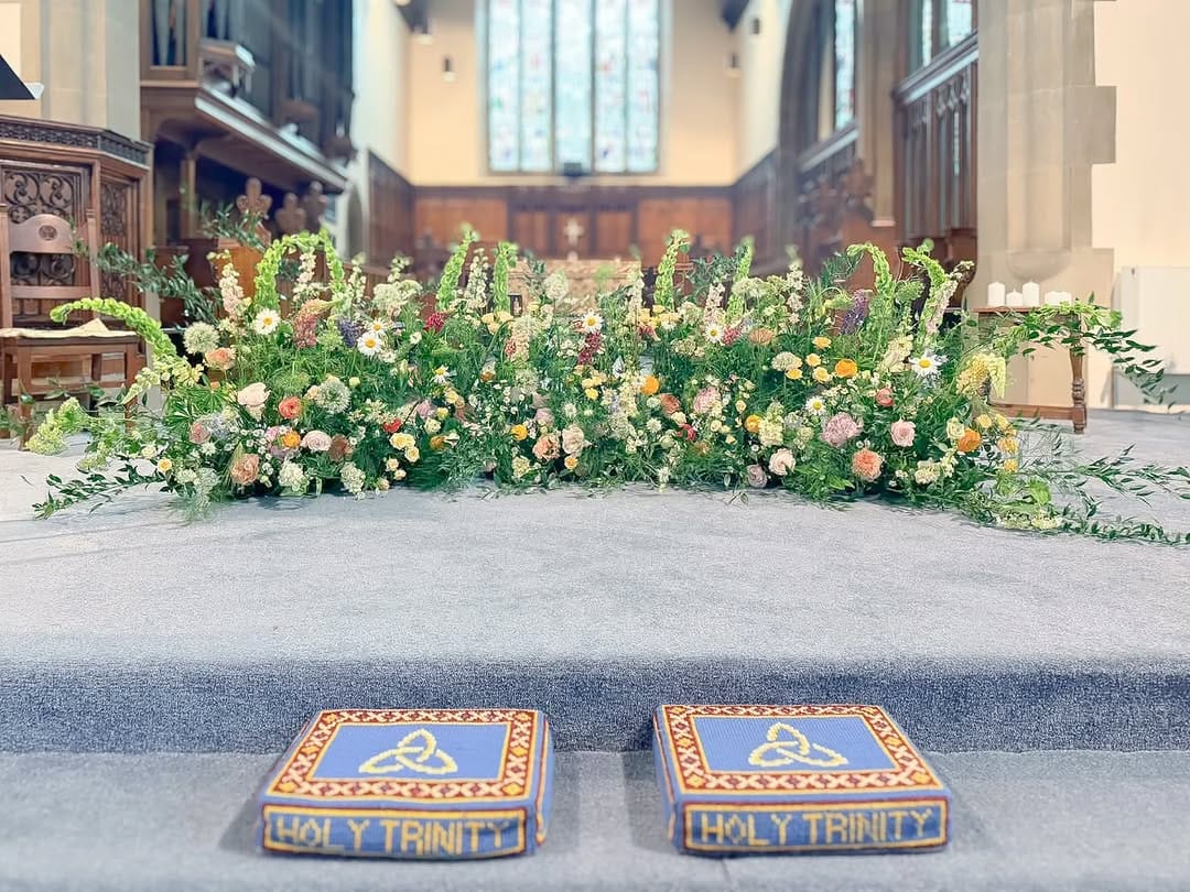 Post 3 by Nicola Menzies - Newcastle & Northumberland Wedding Florist on Instagram (carousel)