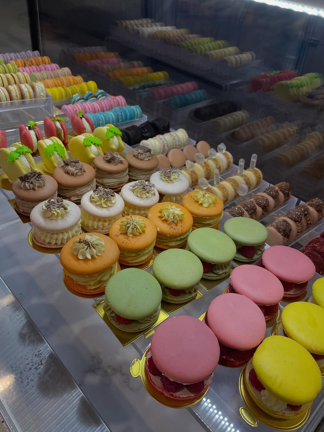 Post 1 by Macarons Sydney on Instagram (carousel)