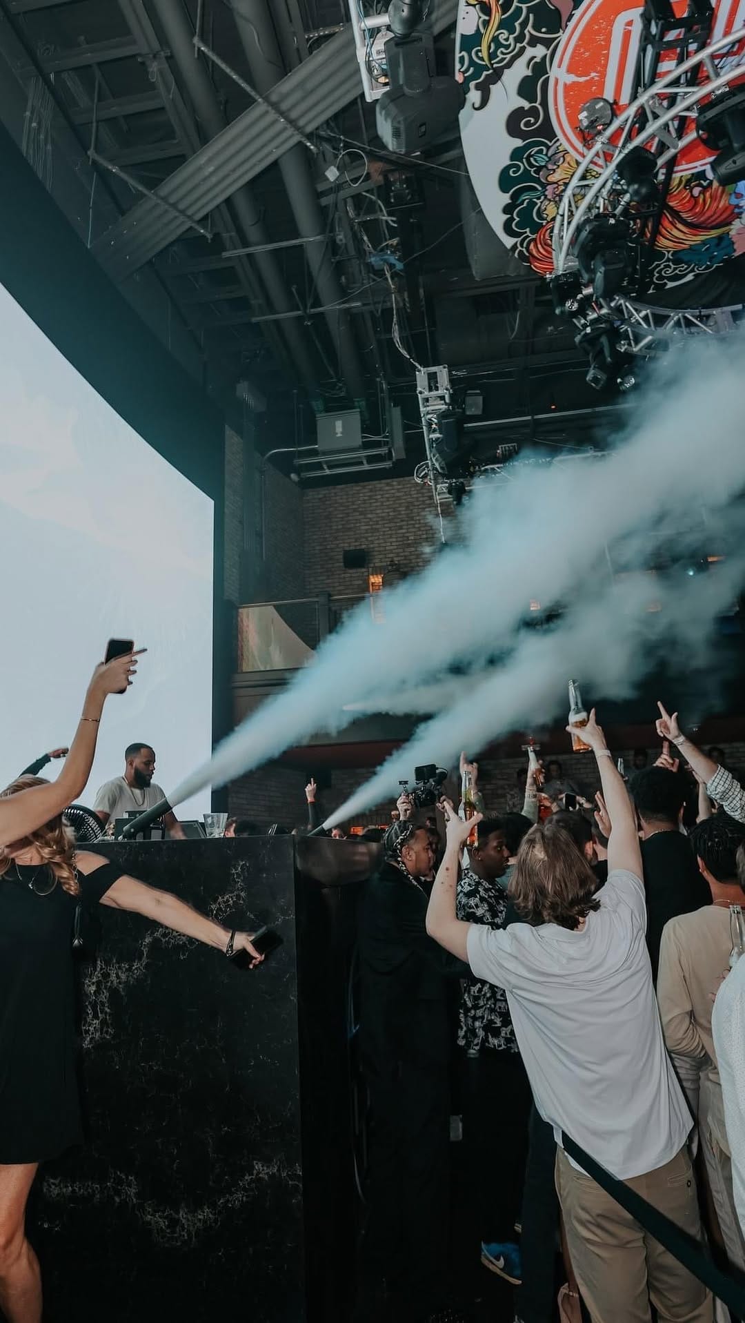Post 9 by Screw on Instagram (video)