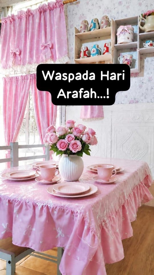 Post 2 by Devi Umi Kira Shabby on Instagram (video)