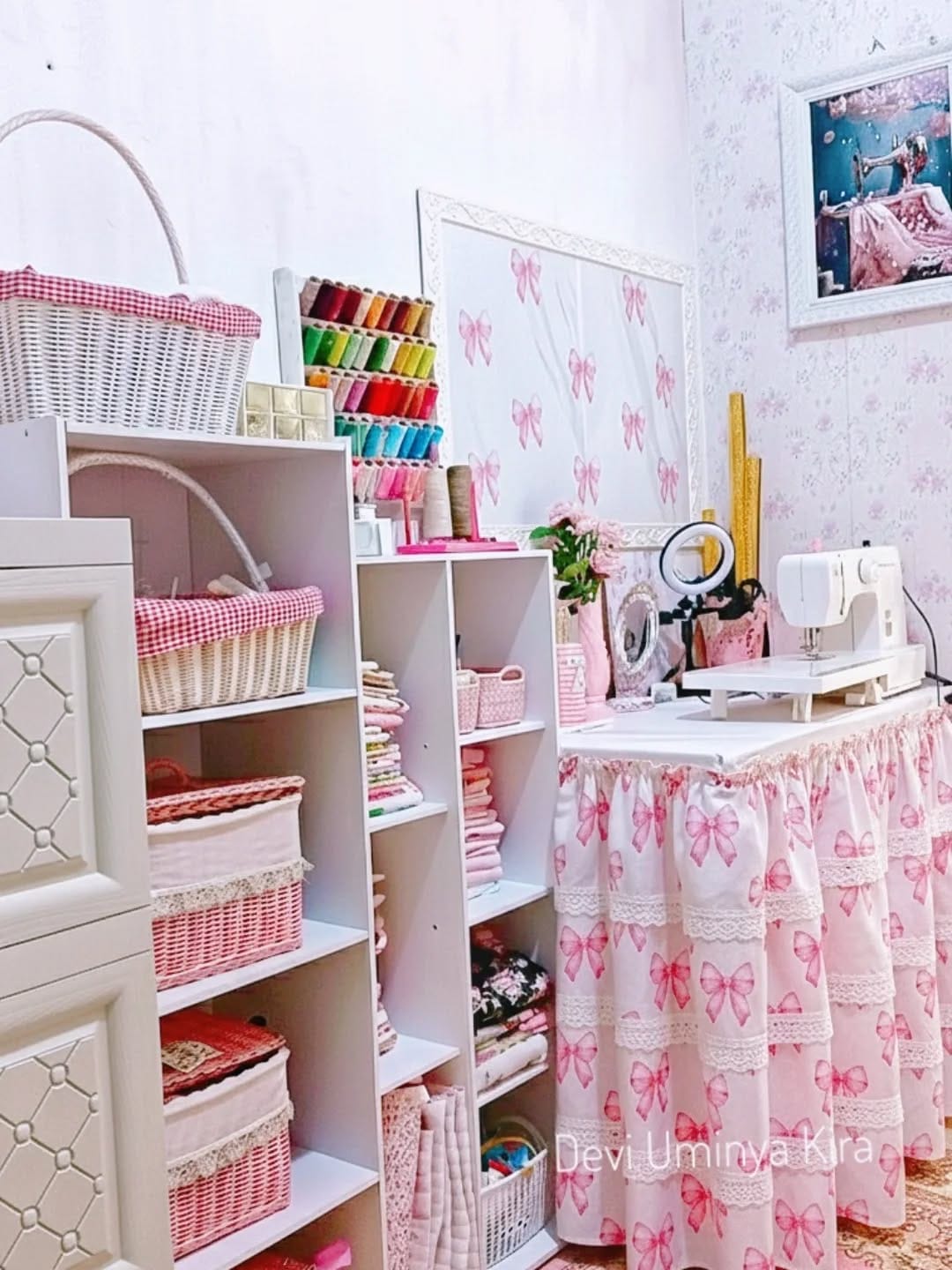 Post 8 by Devi Umi Kira Shabby on Instagram (carousel)