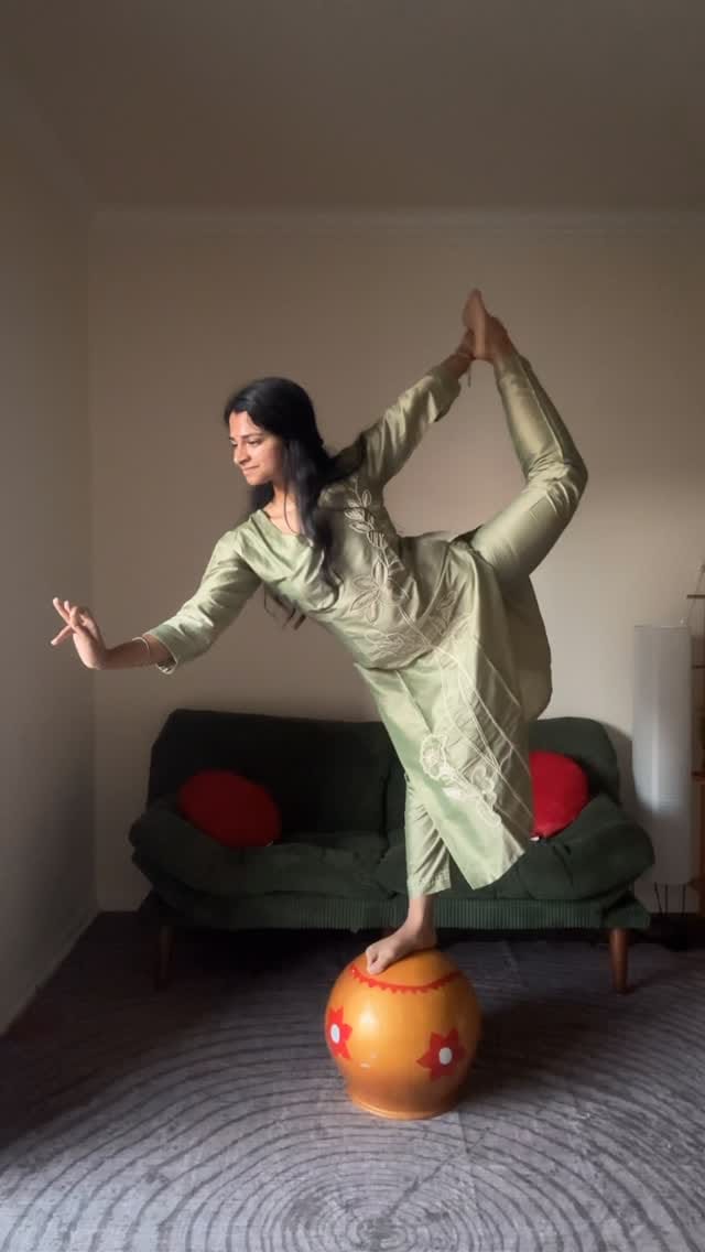 Post 4 by Tejeswini Chakraborty on Instagram (video)