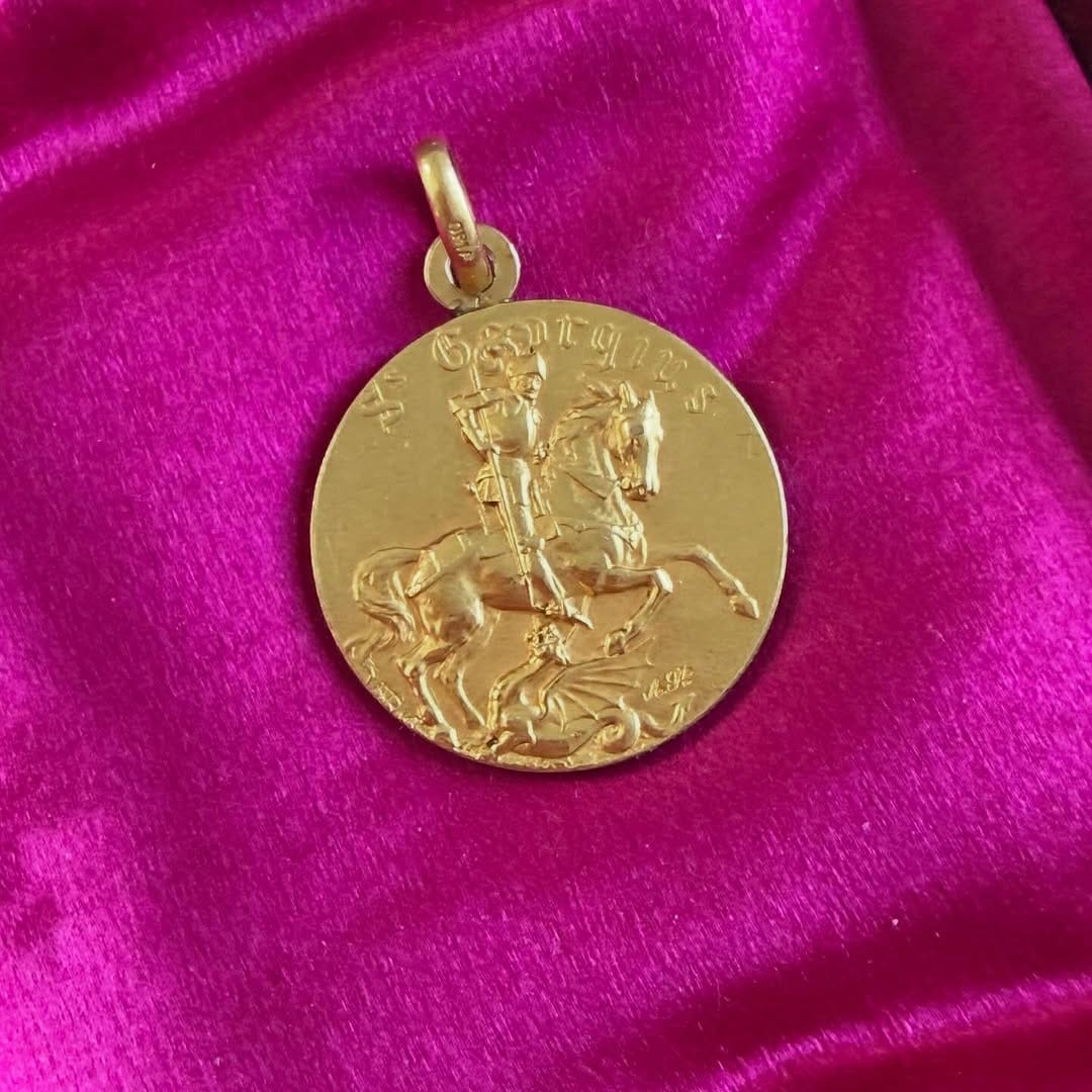 Post 8 by Third Floor Antiques on Instagram (carousel)