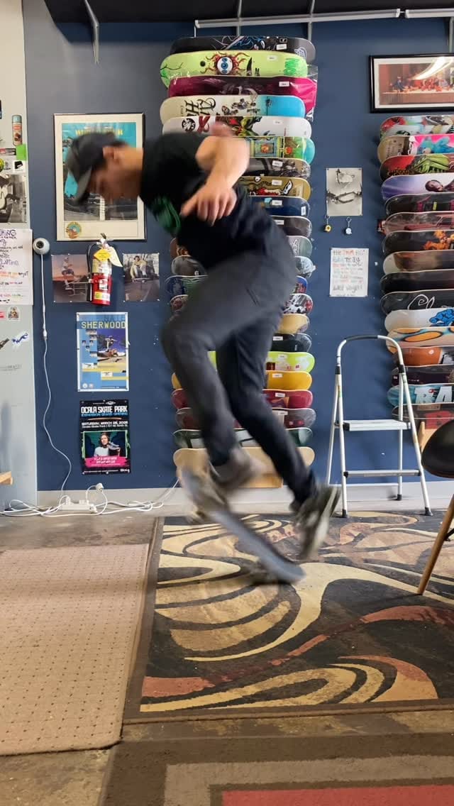 Post 4 by Eduskate on Instagram (video)