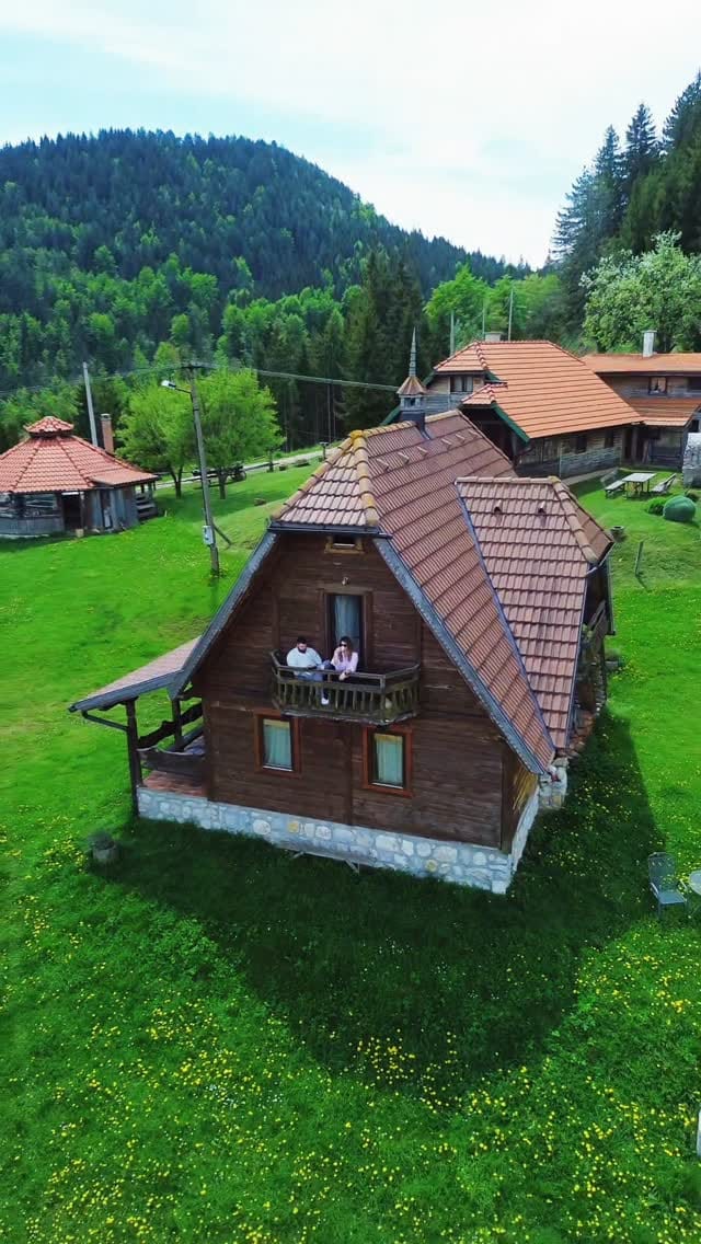 Post 2 by Smeštaj na Tari, Zaovine on Instagram (video)