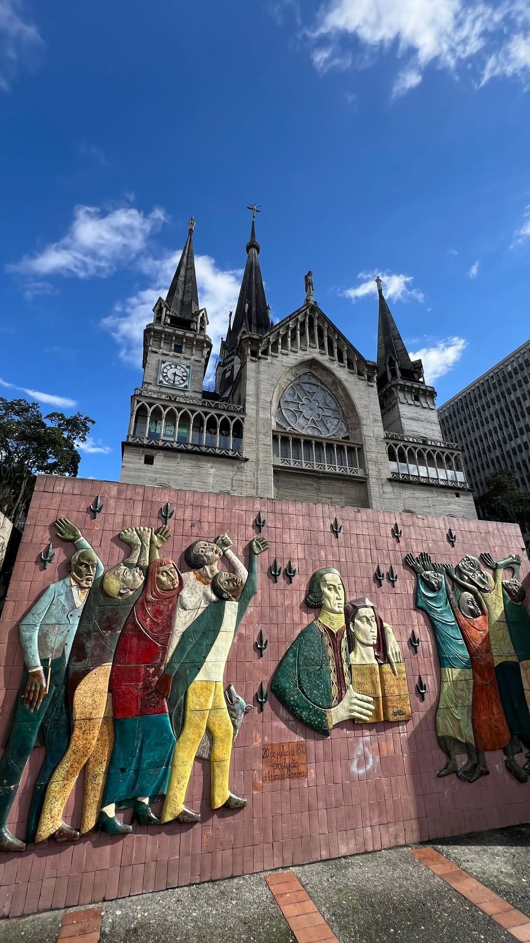Post 1 by Colombia Es Increíble on Instagram (video)