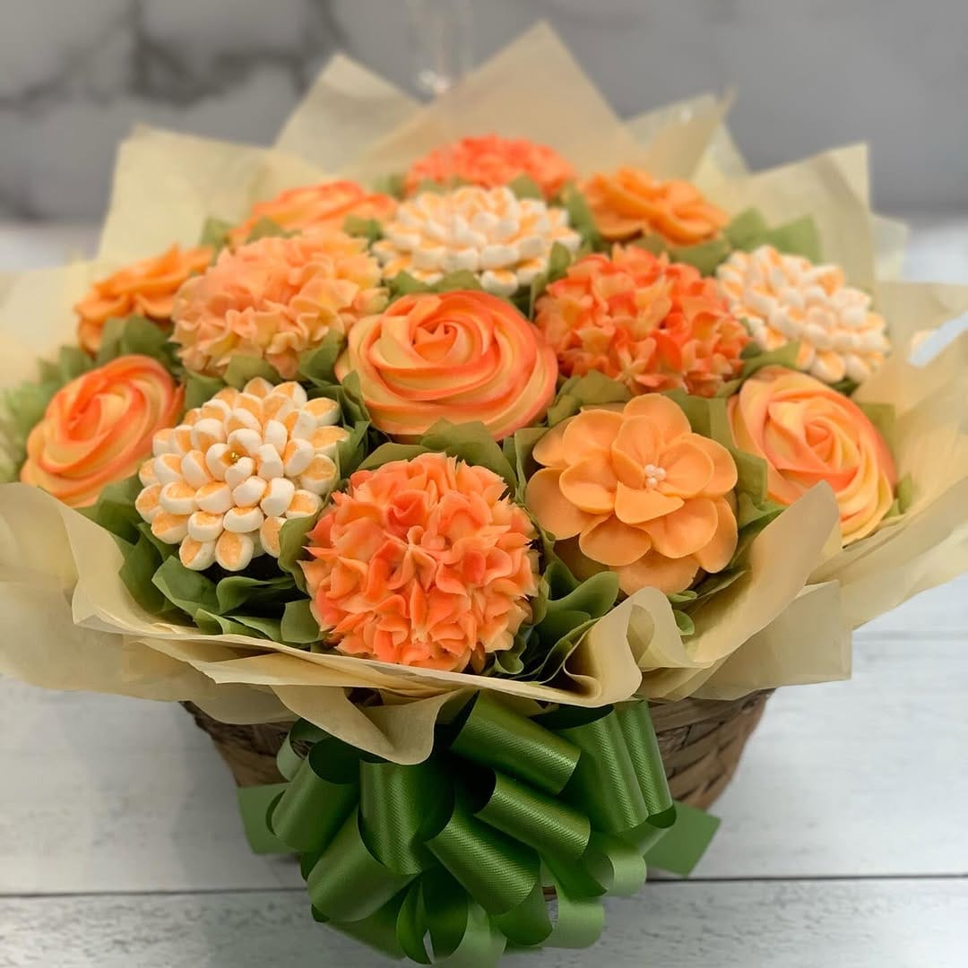 Post 6 by The Art of Cake Studio on Instagram (image)