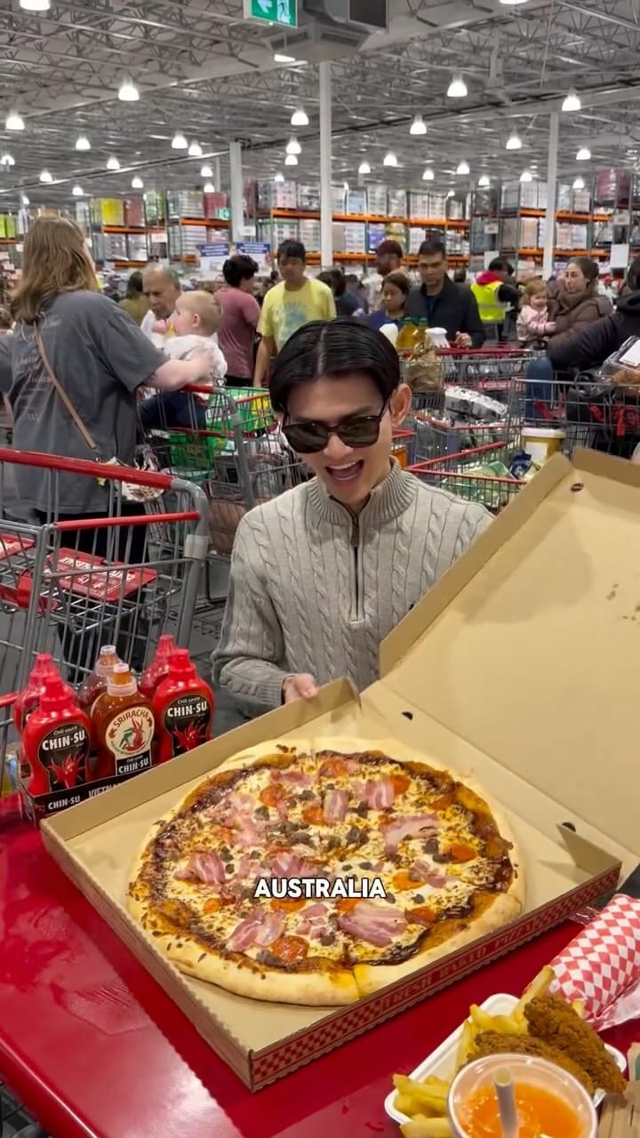 Post 5 by William Pham on Instagram (video)