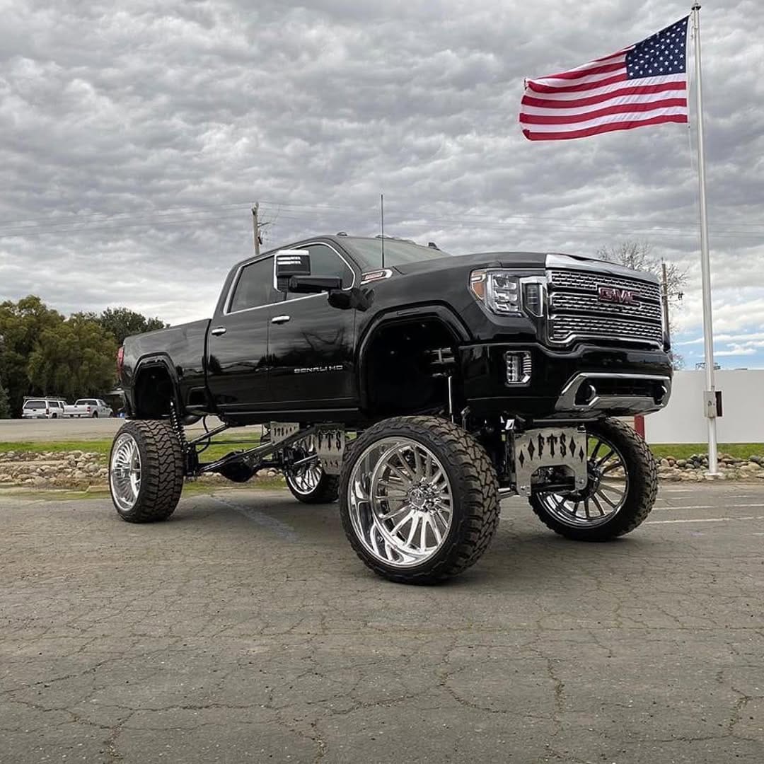 Post 3 by @florida4x4s on Instagram (image)