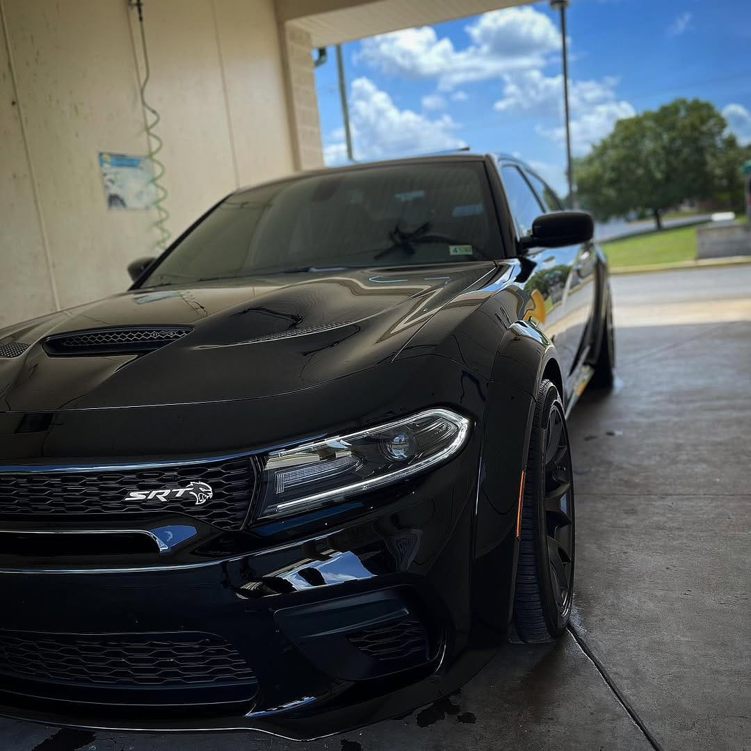 Post 1 by Kenny on Instagram (image)