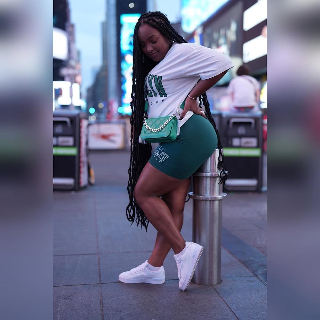 Post 5 by 🇯🇲👑Naturalista👸🏾❤ on Instagram (carousel)