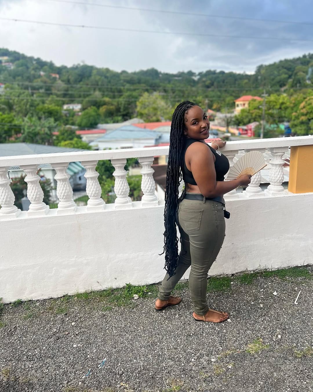 Post 8 by 🇯🇲👑Naturalista👸🏾❤ on Instagram (carousel)