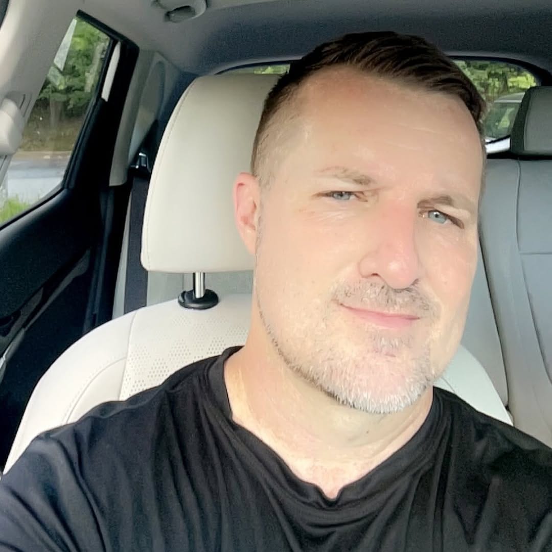 Post 9 by Andy Howard on Instagram (image)
