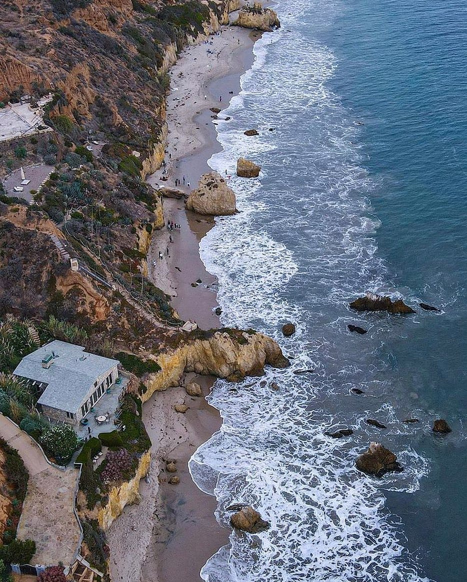 Post 9 by Malibu on Instagram (image)